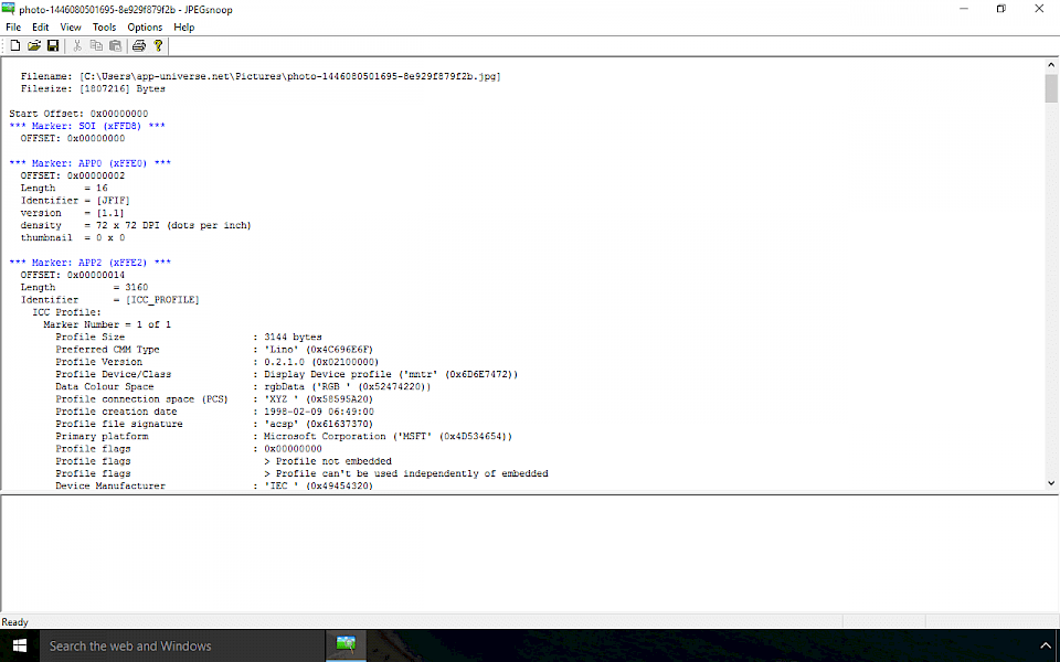 Screenshot of JPEGsnoop software running on Windows 10.