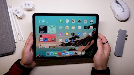Apple planning to release a brand new large-screened iPad by 2023