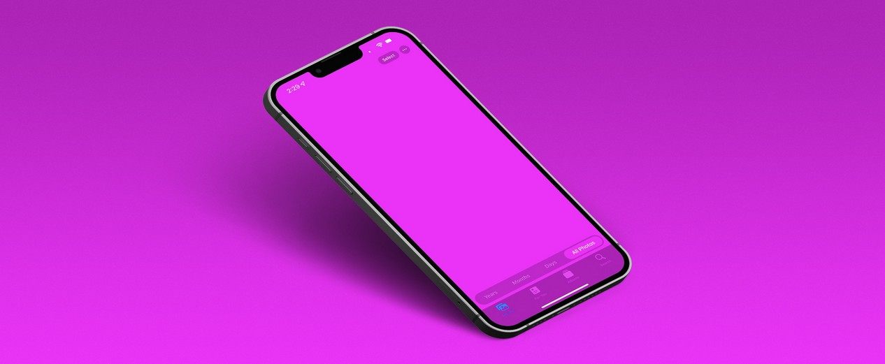 pink-screen-bug-on-iphone-13